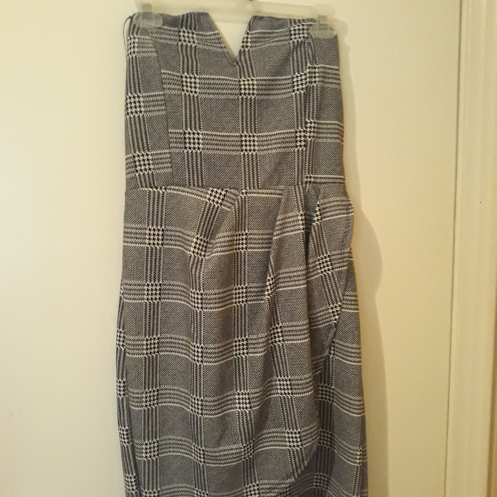 Strapless dress